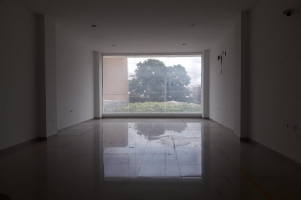 SALÓN 2DO PISO.jpg
